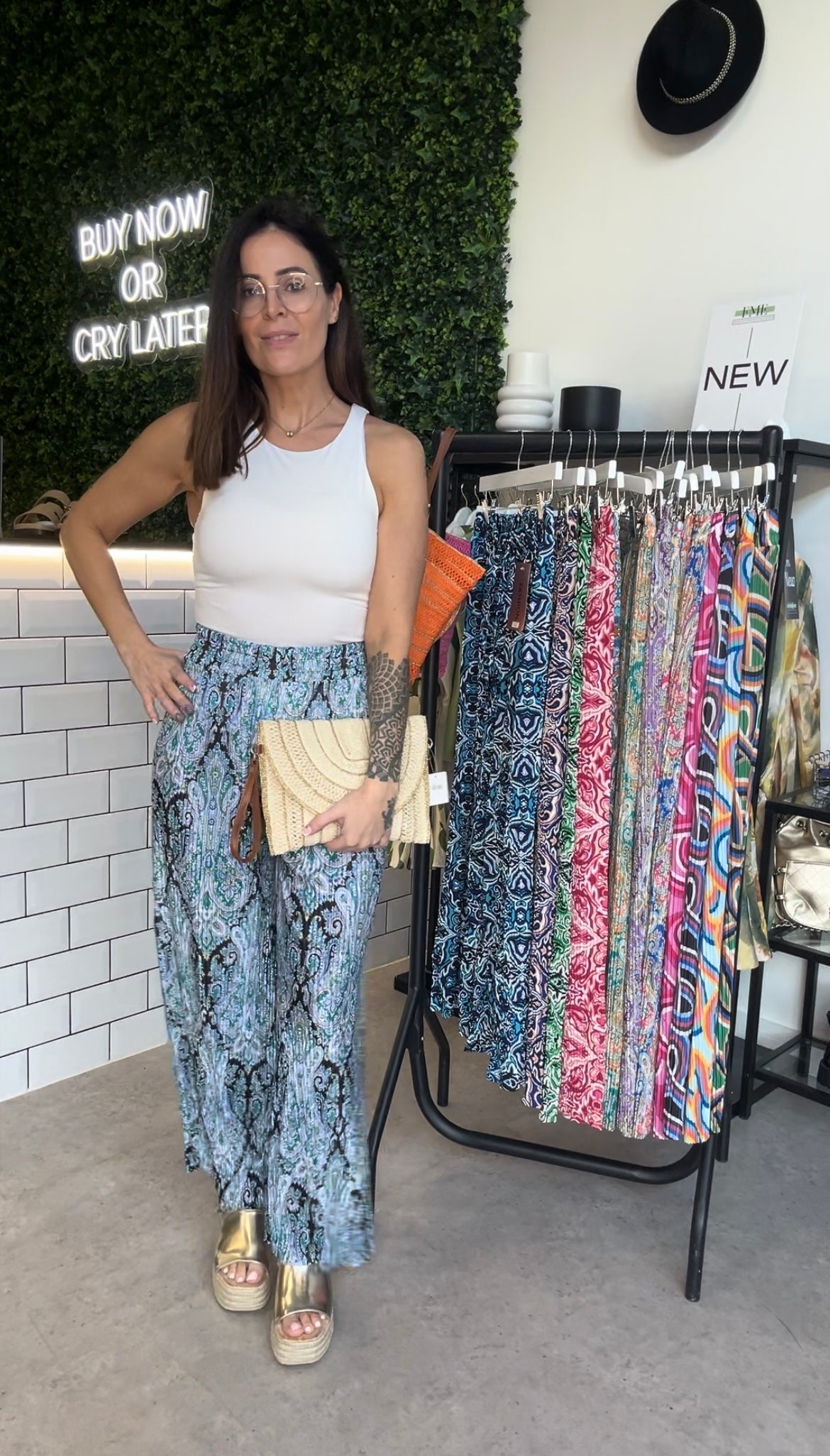‘HETTY’ pleated wide leg trousers