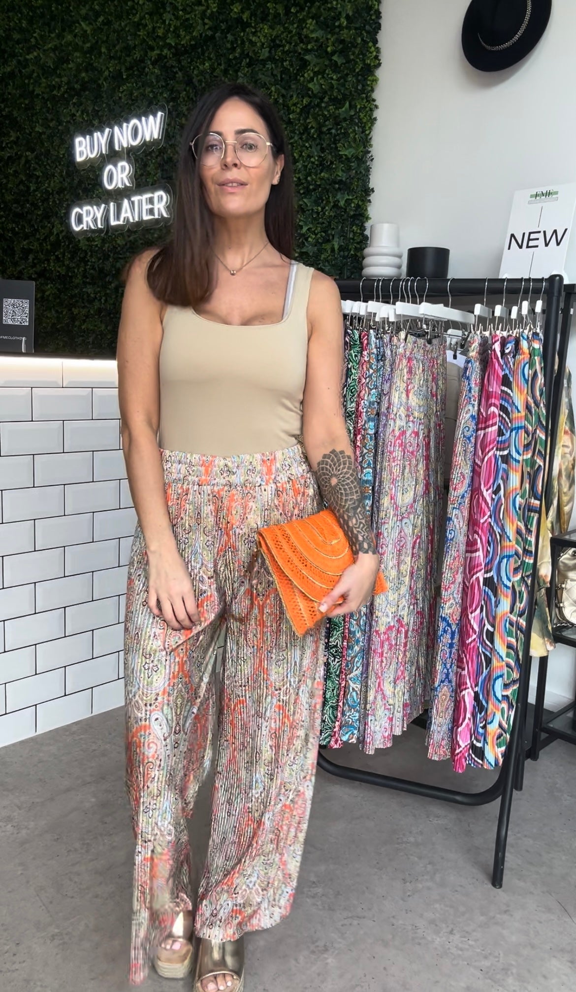 ‘HETTY’ pleated wide leg trousers