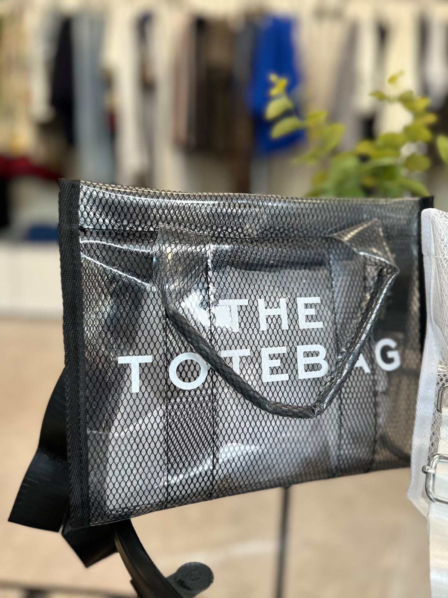 The tote bag