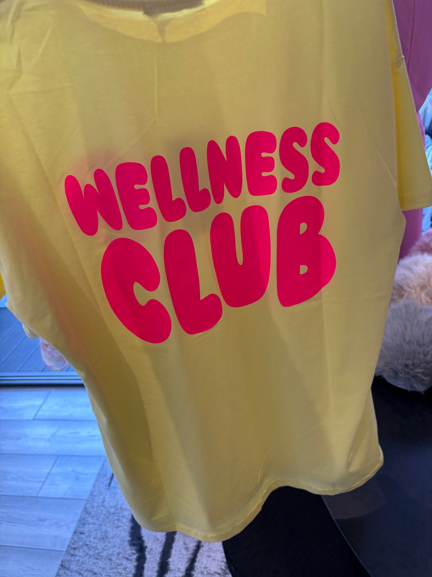 Wellness club Tee Yellow