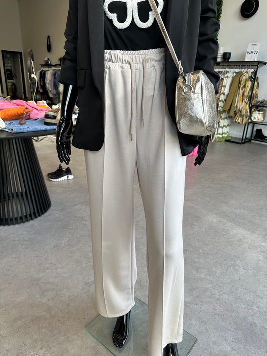 ‘LOUISE’ wide leg soft touch jogger