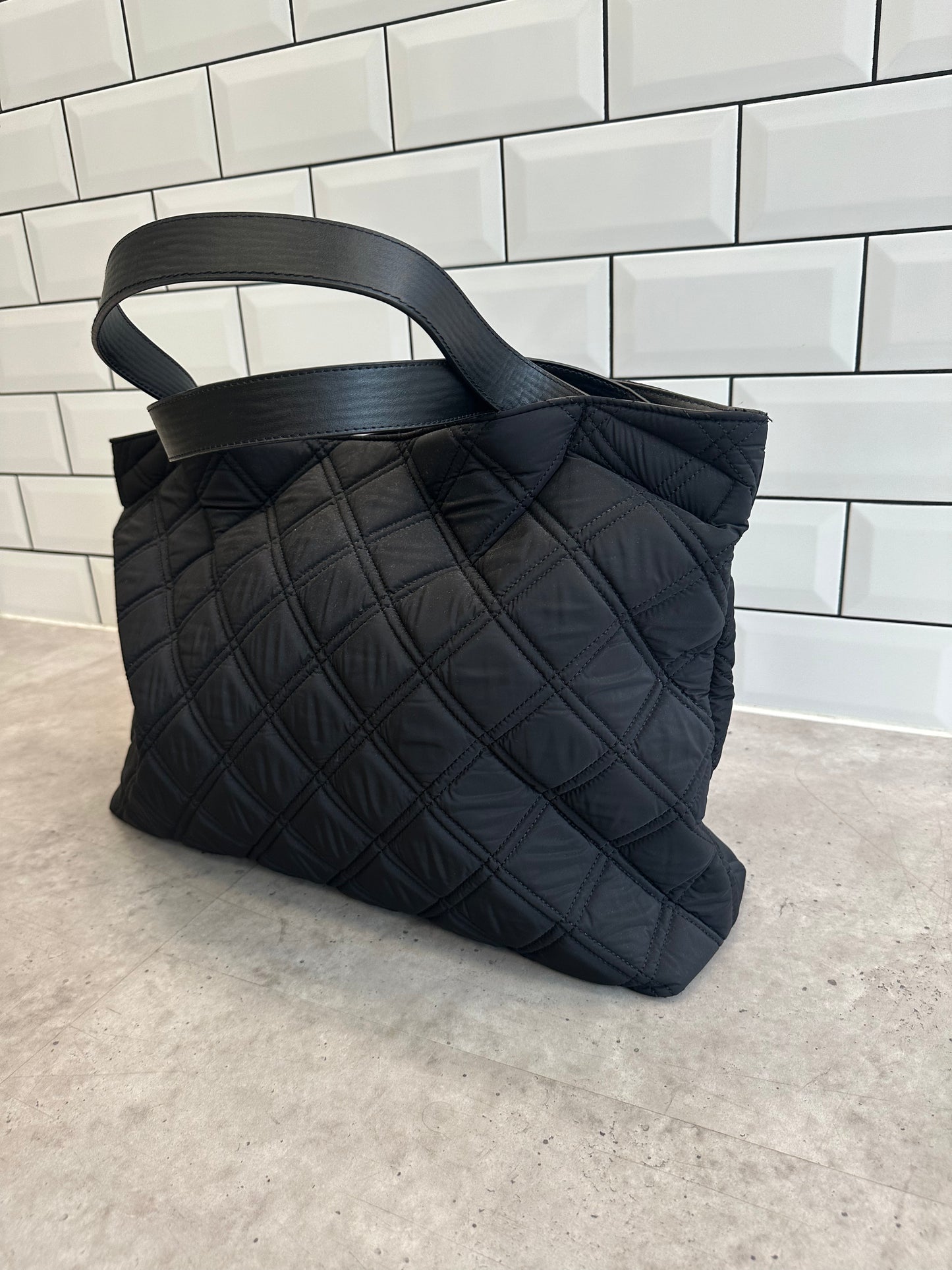 Xtra large puffer tote