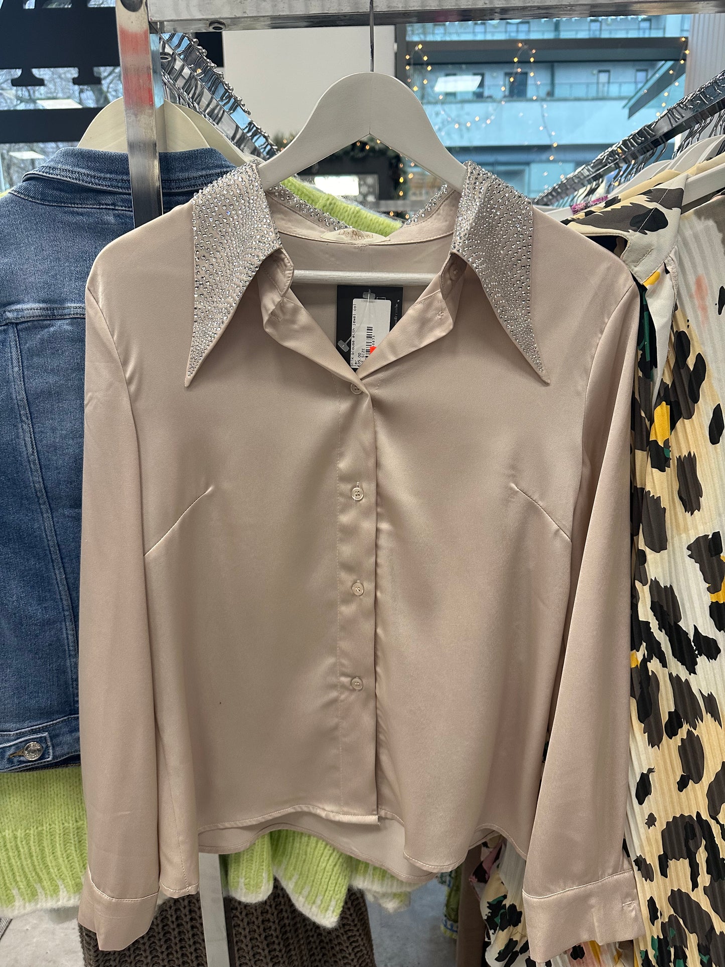 Jewel Collar satin shirt