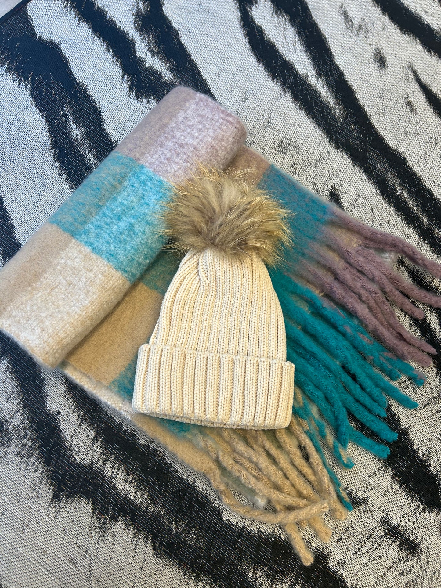 Multi Scarf & Hat Aqua