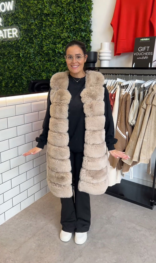 Cream fur Gilet